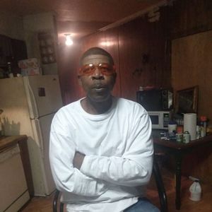 Meet your Posher, Louis